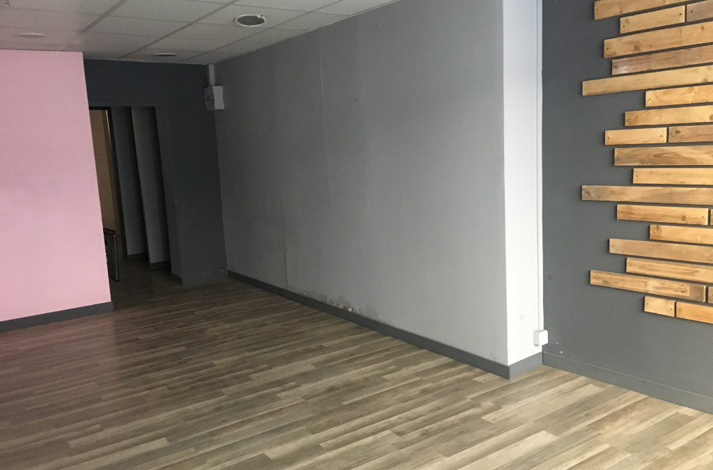 Local commercial Vienne 40 m2